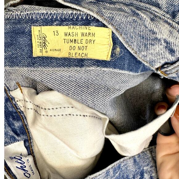 Chic Vintage High Rise Acid Wash Jeans Made in the USA - Picture 6 of 7
